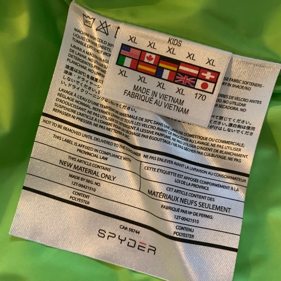 Brand new Spyder puffer jacket - Picture 3 of 7